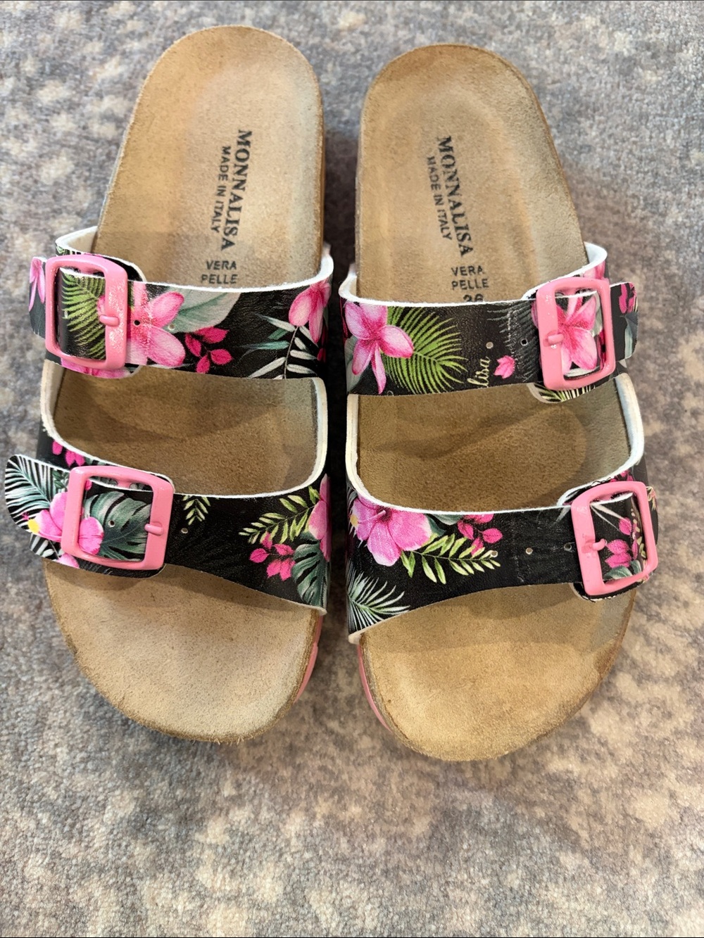 MonnaLisa Black Floral Double-Buckle Slide Sandals with Pink Buckles kid’s 36/4 - Picture 2 of 9